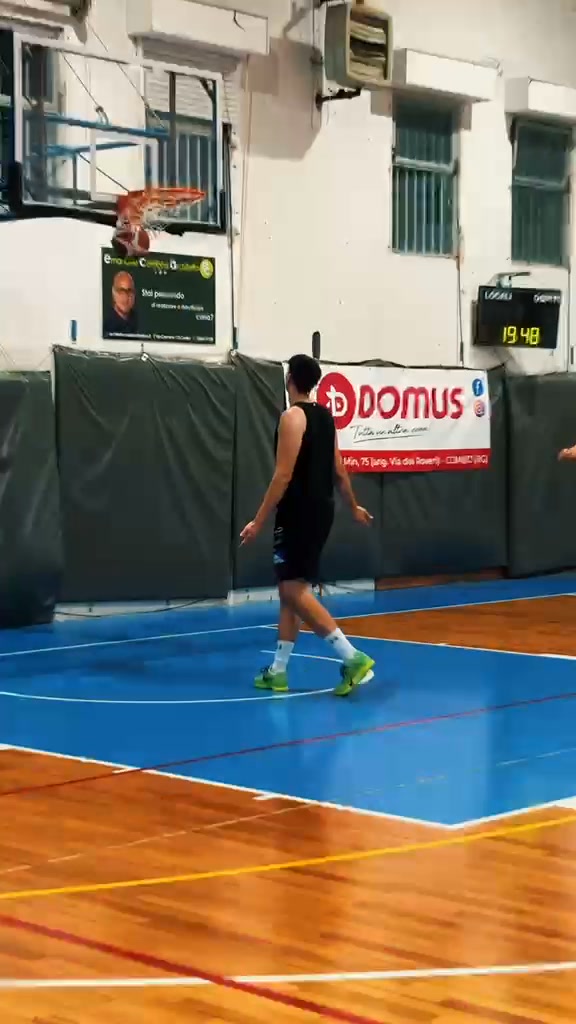 🔥 DOMENICA SI SCENDE IN CAMPO. E NOI CI STIAMO PREPARANDO! 💙🤍